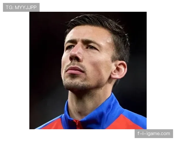 西甲球队阵容大洗牌,明星球员转会引爆球迷期待 西甲球队阵容大洗牌,明星球员转会引爆球迷期待