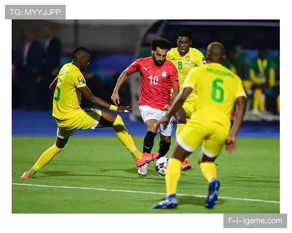 奥斯梅恩领衔锋线，尼日利亚队世界杯预选赛备战状态显著回升