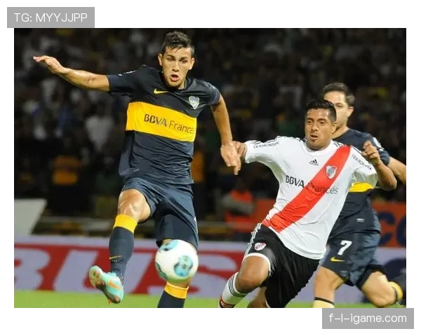 南美足球战术革新：创新如何重塑绿茵赛场