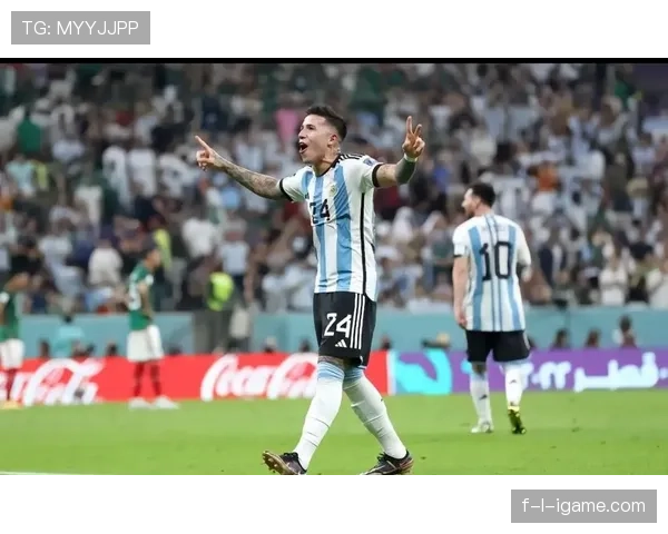 利桑德罗·马丁内斯亮相引热议，“屠夫”标签难掩竞技潜力