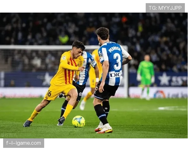 西甲拉蒙主场强势复苏，堡垒防线稳固助力球队状态回暖