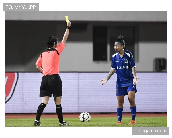 本赛季足球黄牌统计：各联赛球员纪律数据与趋势分析