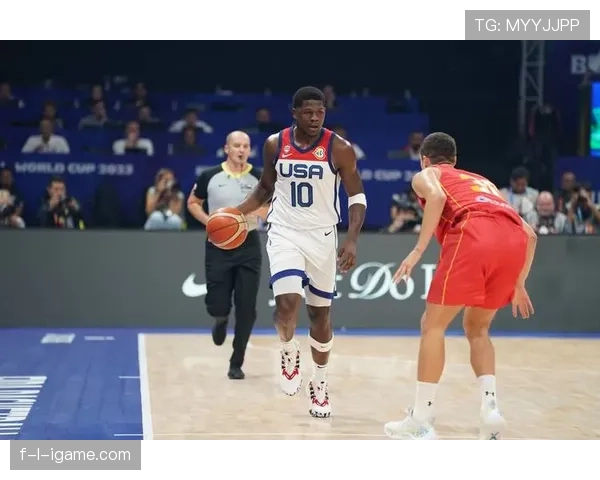 埃文·莫布里篮下冲击提升防守效率明显拉开与对手内线差距